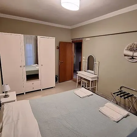 Konstantinos Apartment *